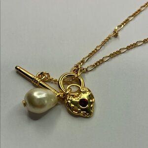 NWT J. Crew Super Sweet Gold Heart Pendant Necklace with Pearl